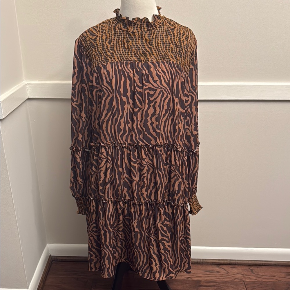 Saks Fifth Avenue Animal Print Dress Size XL